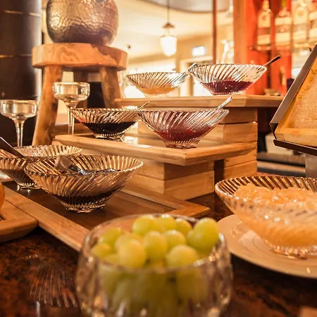 Wegner - T H E Culinary Art 4*