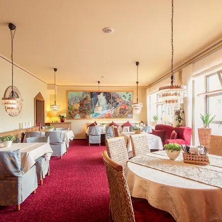 Wegner - T H E Culinary Art 4* Langenhagen (Hannover)