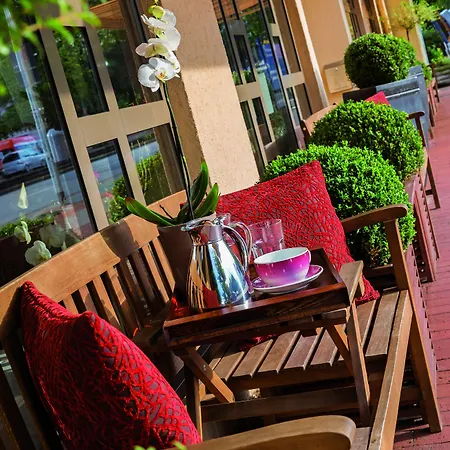 Hotell Wegner - T H E Culinary Art Langenhagen (Hannover)